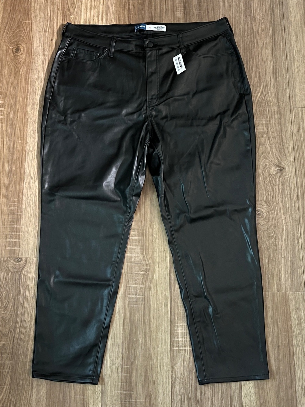 NWT Old Navy Women's Black Faux Leather High Rise Straight Pants Size 18